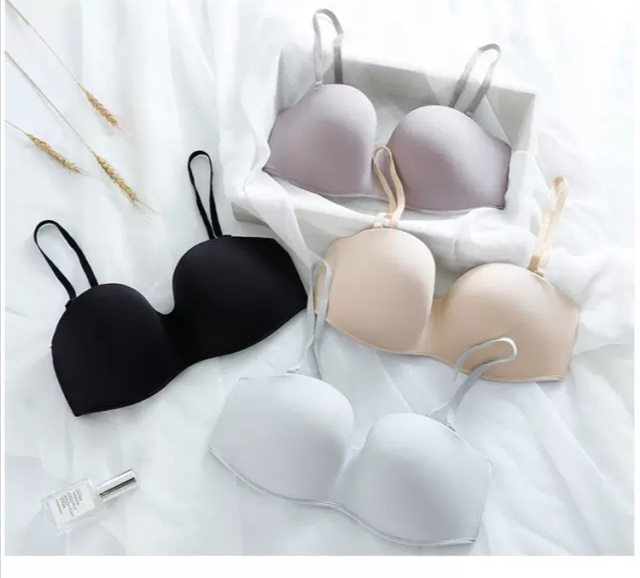 穿文胸的地方起疙瘩怎么办,穿文胸中间老是翘起怎么回事