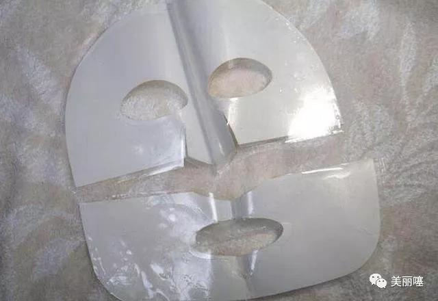 面膜塑料纸需要敷在脸上还是撕掉,面膜纸外面的塑料纸用撕掉吗