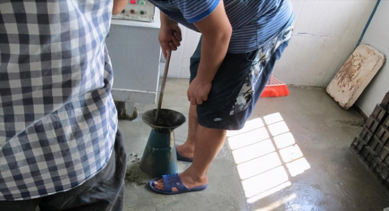 混凝土坍落度试验方法最新标准,混凝土坍落度现场试验步骤及读数