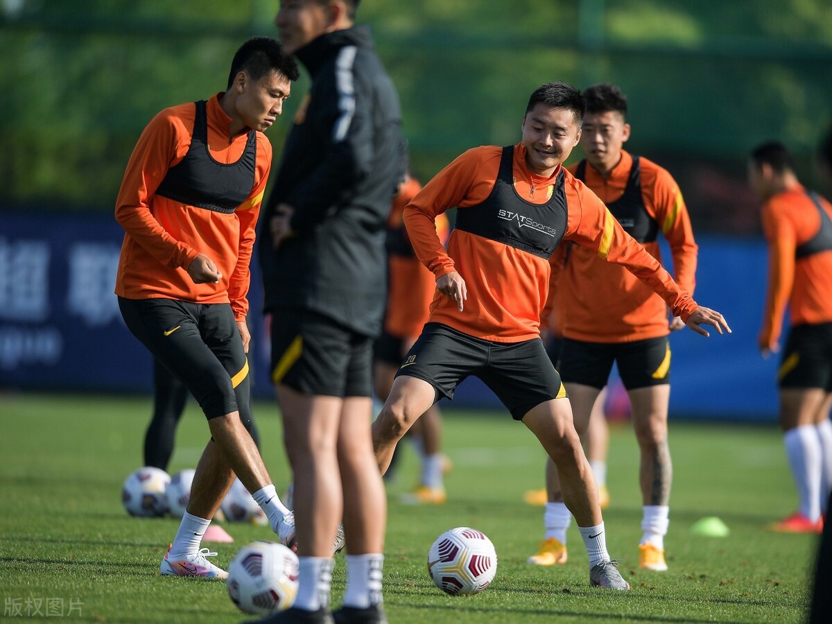 聚焦首战|武汉单外援首发战河北中韩教练PK一触即发