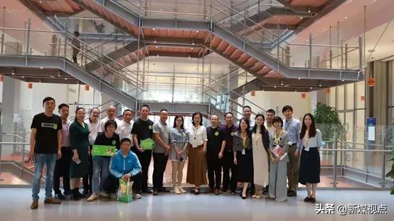 相识应为有缘人，不信春风唤不回