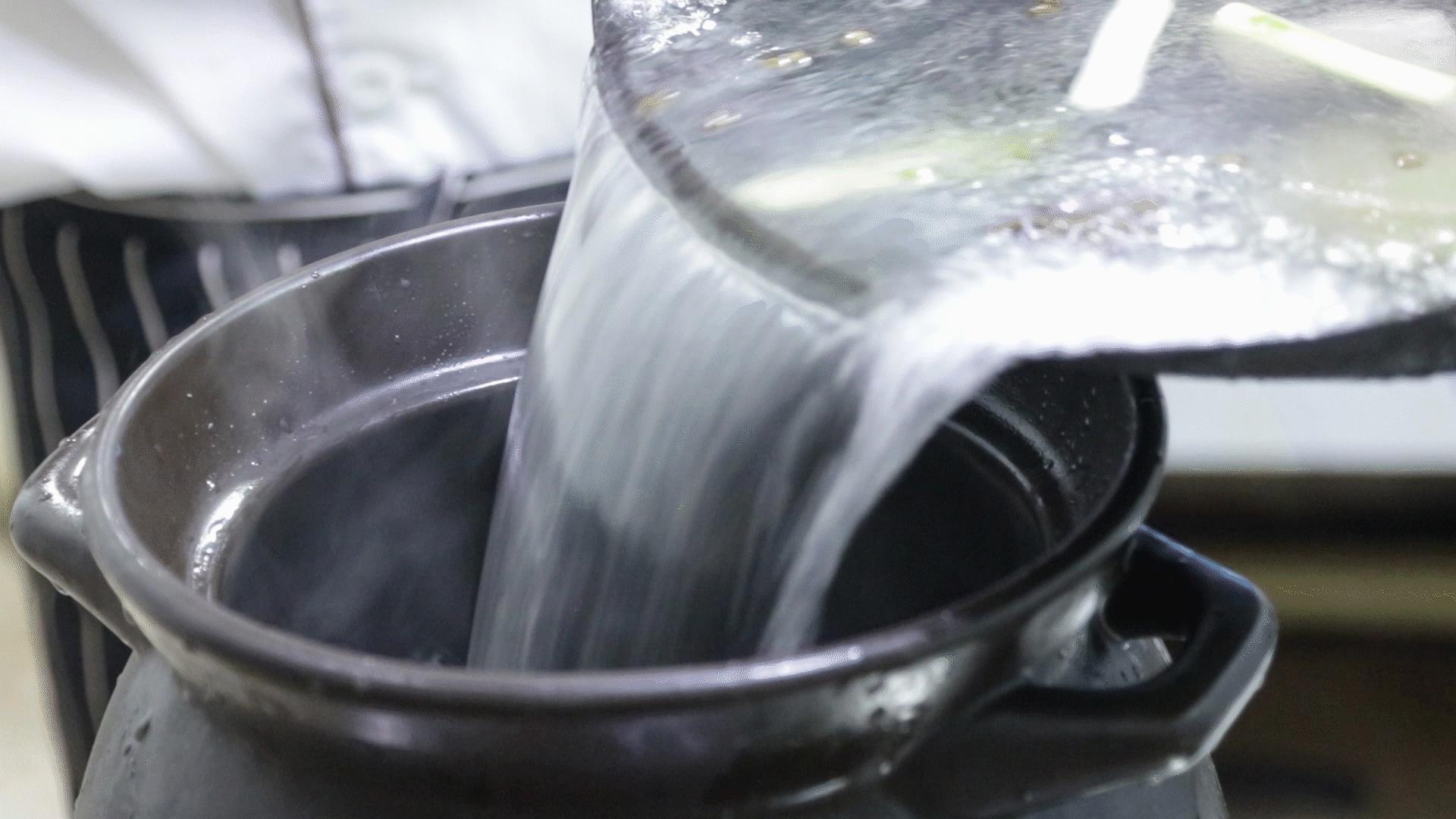 如何将清炖甲鱼汤炖的粘稠,甲鱼汤怎样炖才好喝又白