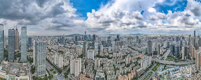 广州cbd震撼航拍,航拍广州琶洲cbd400多米高楼