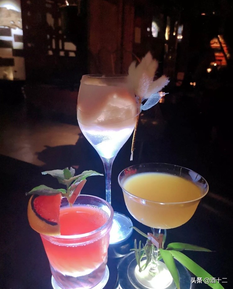 十九岁第一次喝酒,19岁第一次去酒吧要注意什么