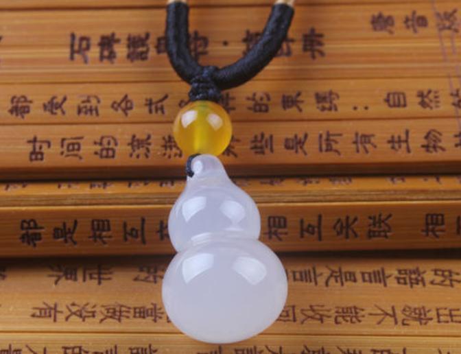 斯里兰卡月光宝石手串能作假吗 (最适合盘玩的有机宝石手串)