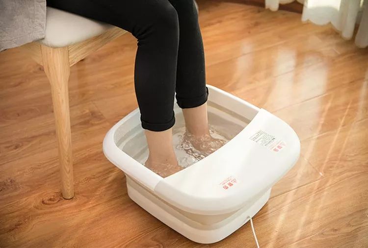 脚上老茧太厚了走路不舒服,脚上老茧不硬了发黄