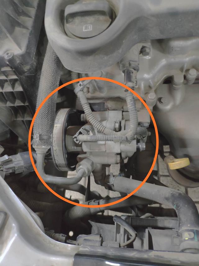 汽车发动机抱死是什么原因造成的,汽车发生抱死状态有哪几种原因