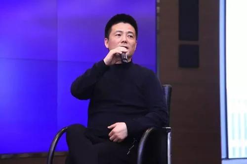 砍掉2万门店，一年净赚12亿，中国最大保暖内衣厂商如何做生意？