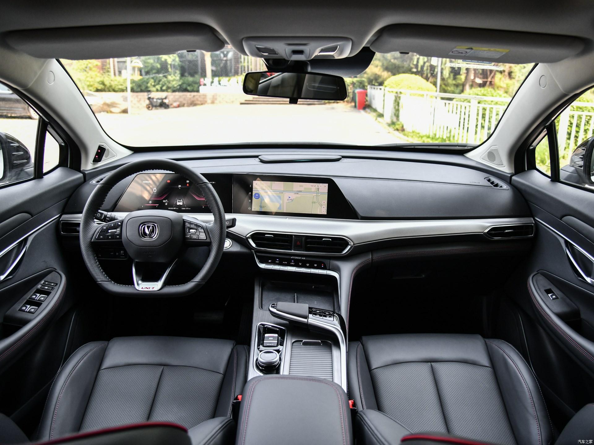 赛博朋克科幻汽车,科幻风格的汽车