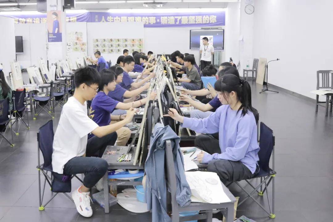 美术生考师范大学有出路吗,什么样的学生适合艺考美术