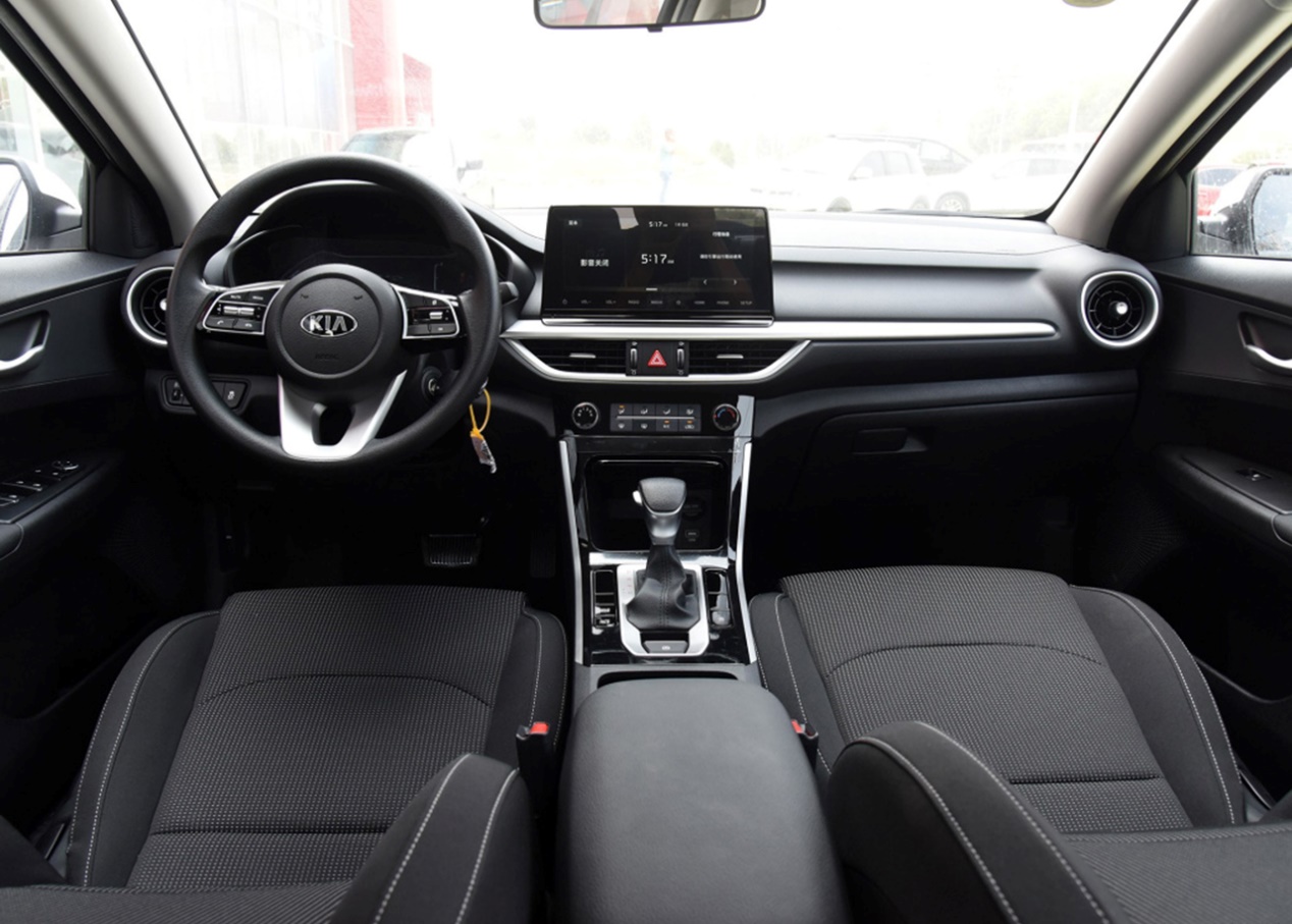 最新消息起亚k3报价直降价5万,起亚k3与现代选哪个