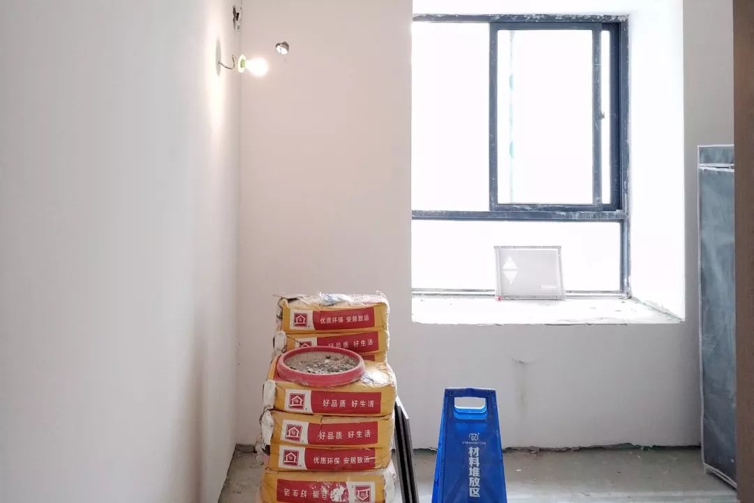 工地石膏气泡,石膏自流平施工起泡处理