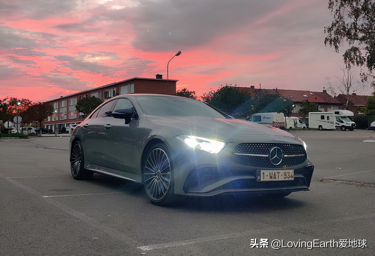 奔驰cls2.0t行驶质感,奔驰cls2022款