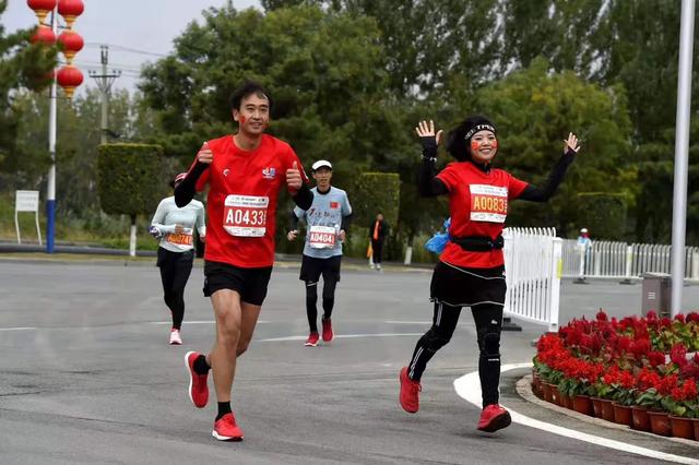 嗨跑马拉松完整视频,嗨跑辽阳