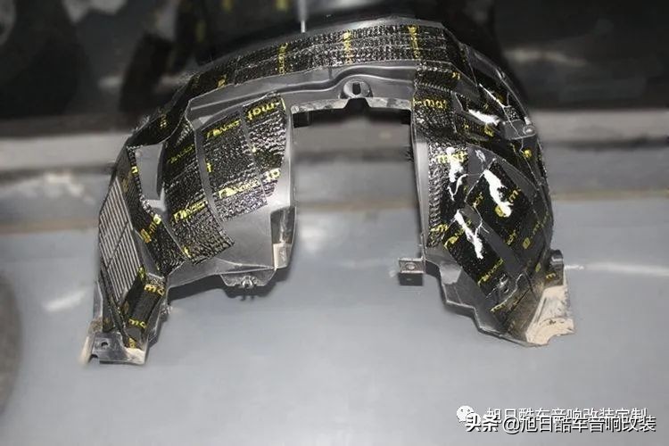 雷诺真实版改装,雷诺改装顶配