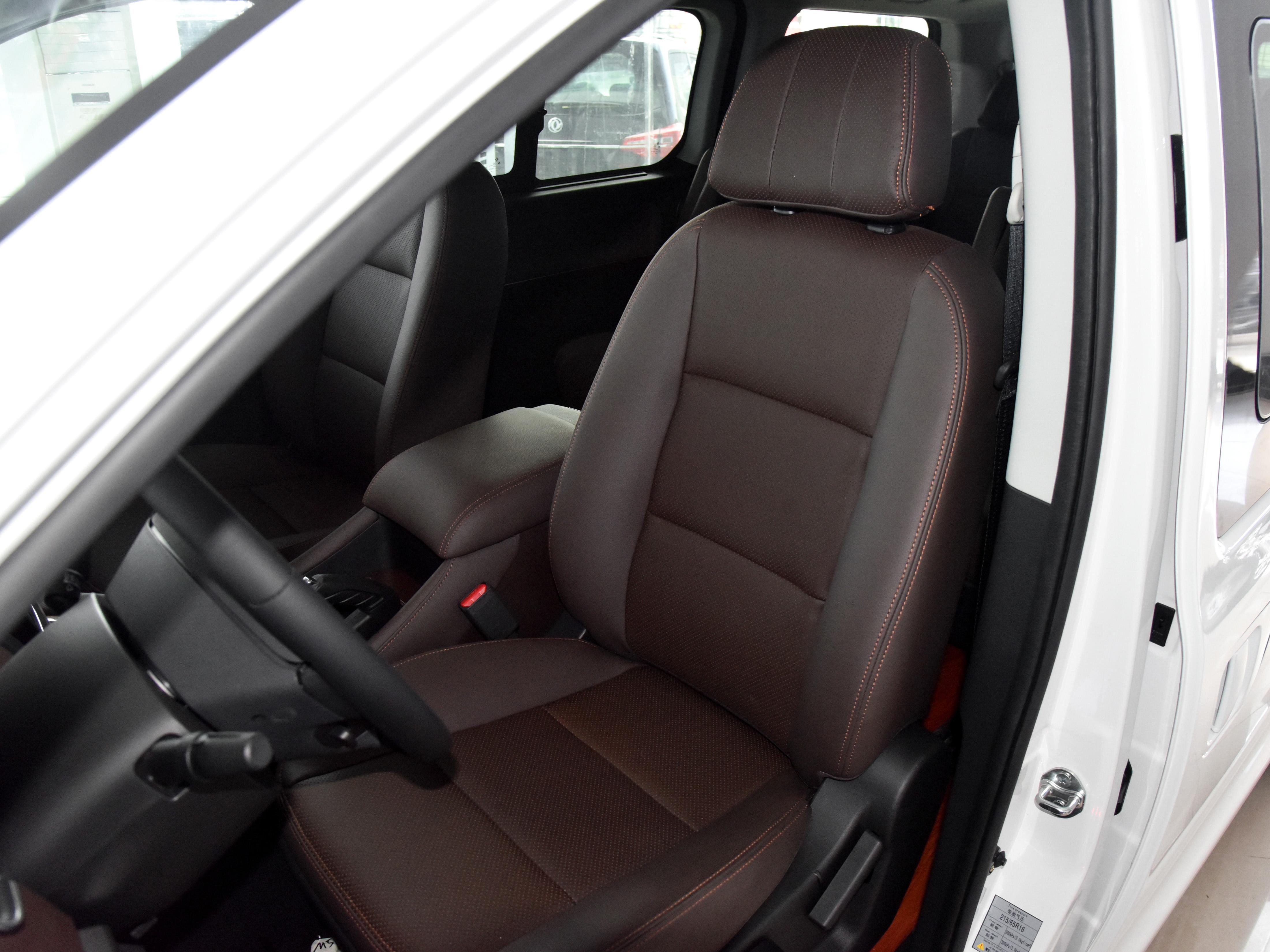 东风风行m7新款尊享型,风行m7一款豪华商务车该有的样子