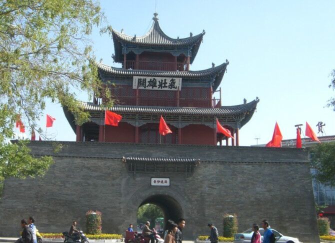 成都到额济纳旗五日游,南京到额济纳旗旅游攻略