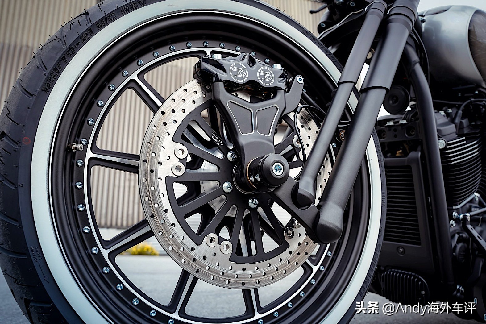 当哈雷遇上电摩,当哈雷遇上杜卡迪