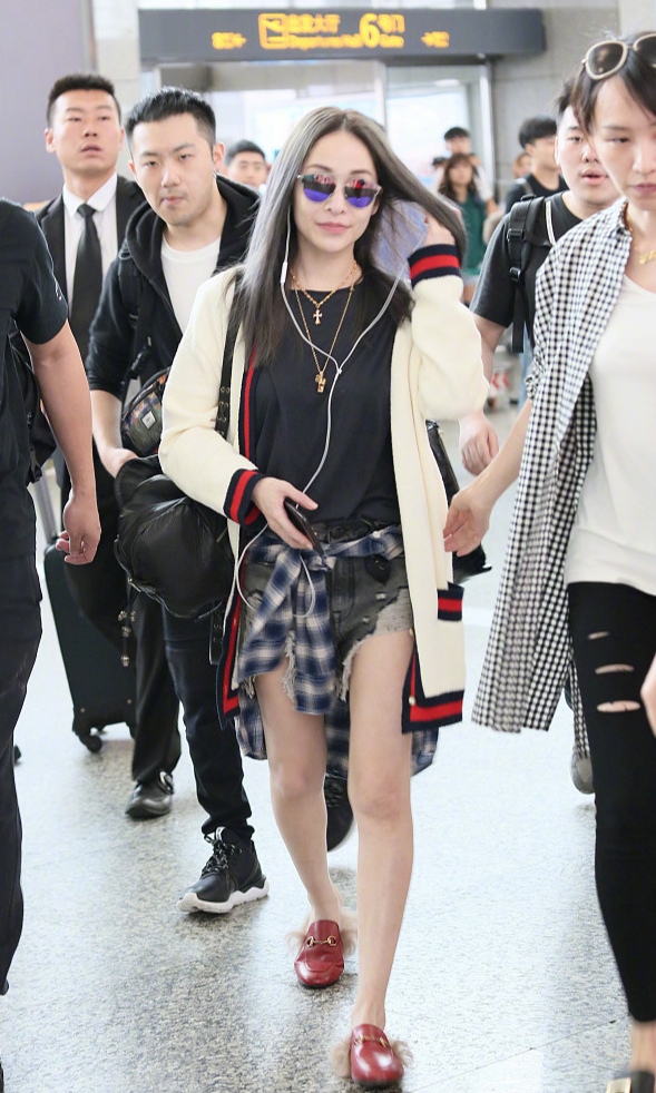 萧亚轩收割完整视频,萧亚轩鲜肉收割机视频