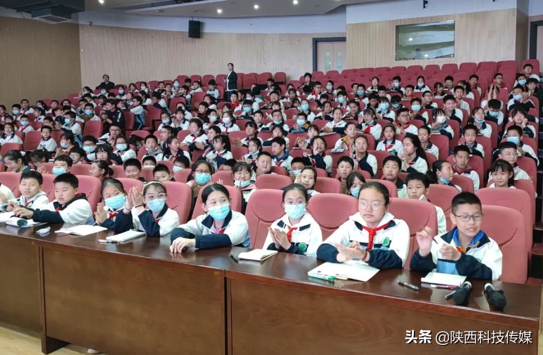 书香学校读书月活动,第三届书香校园读书月活动