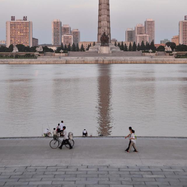 朝鲜国营商店购物,朝鲜的商店