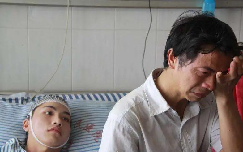 舍命夺刀误高考拒绝保送清华大学,两个夺刀少年错失高考如今怎样了