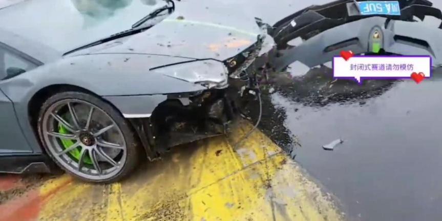 *牙虎**才是土豪最多的地方？主播一星期玩坏两辆跑车：这都是小事