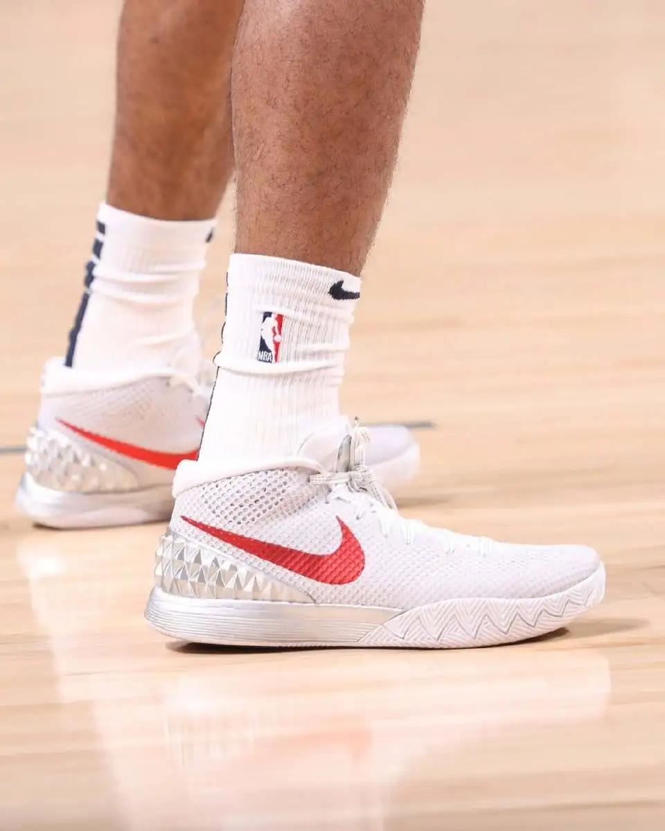 欧文和nike,nike会不会给莫兰特出签名鞋