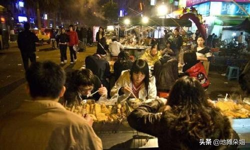 农村赶集摆地摊暴利小生意,新手如何实现摆地摊月入20000