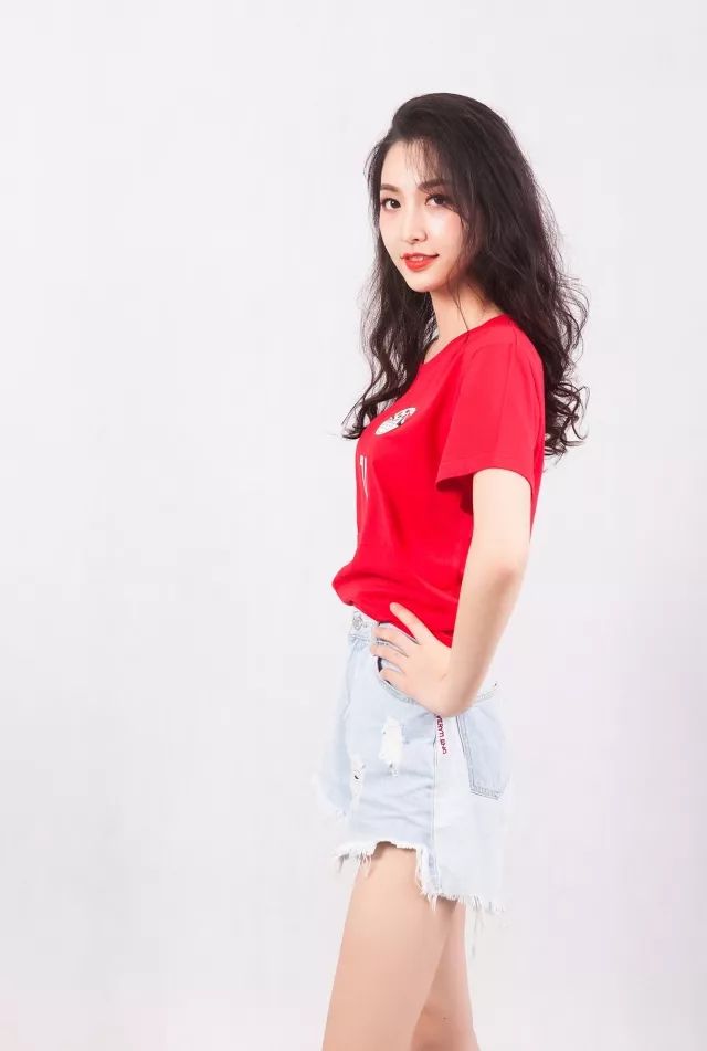 【足球头像】超美女生足球头像！