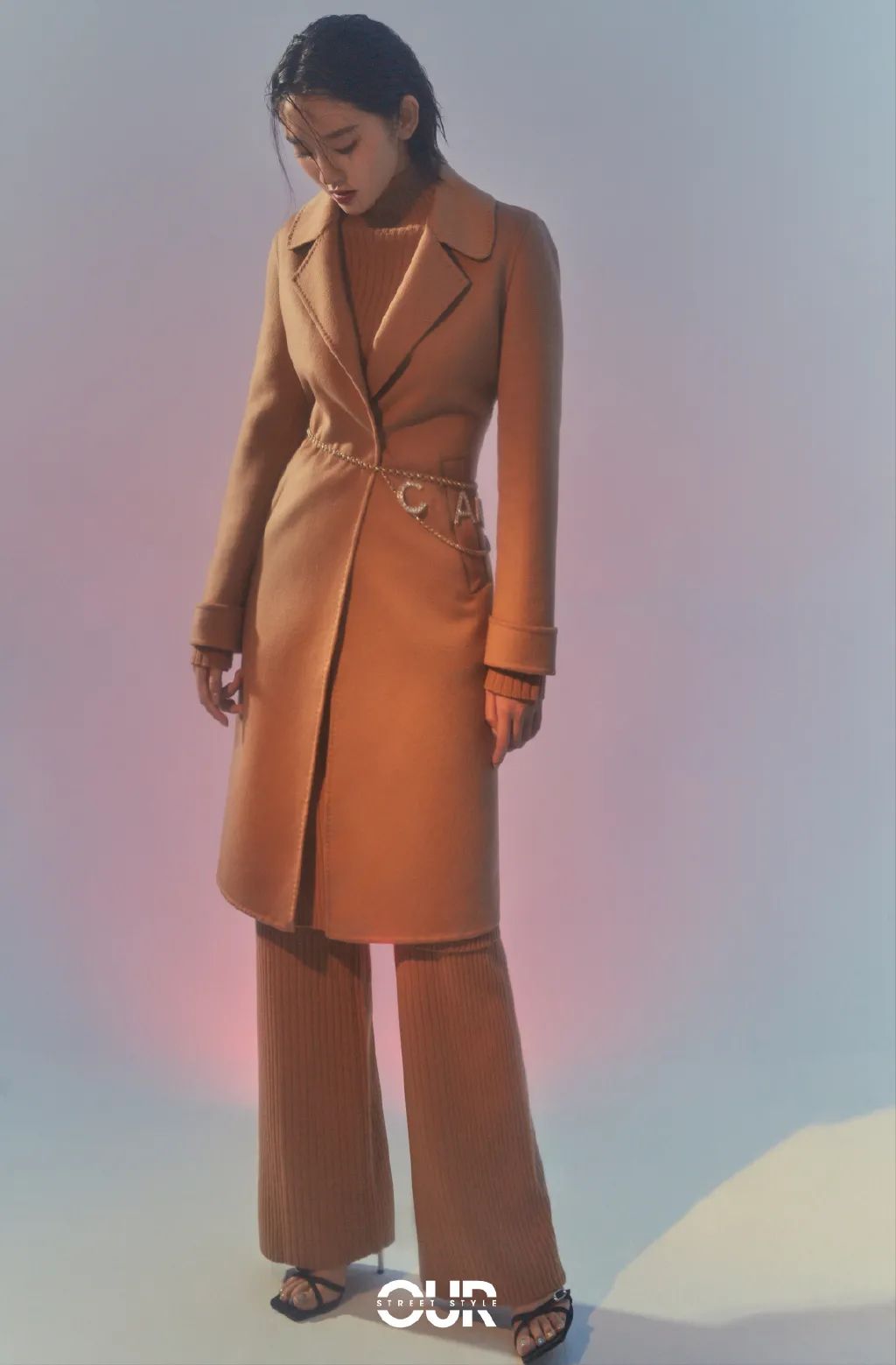 冬天怎么穿既保暖又不显臃肿,冬天怎么穿不臃肿且保暖