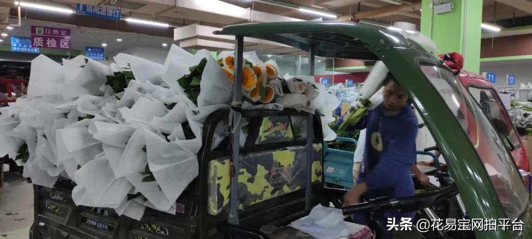 围观|教师节备货高峰的质检中心是什么样子的？