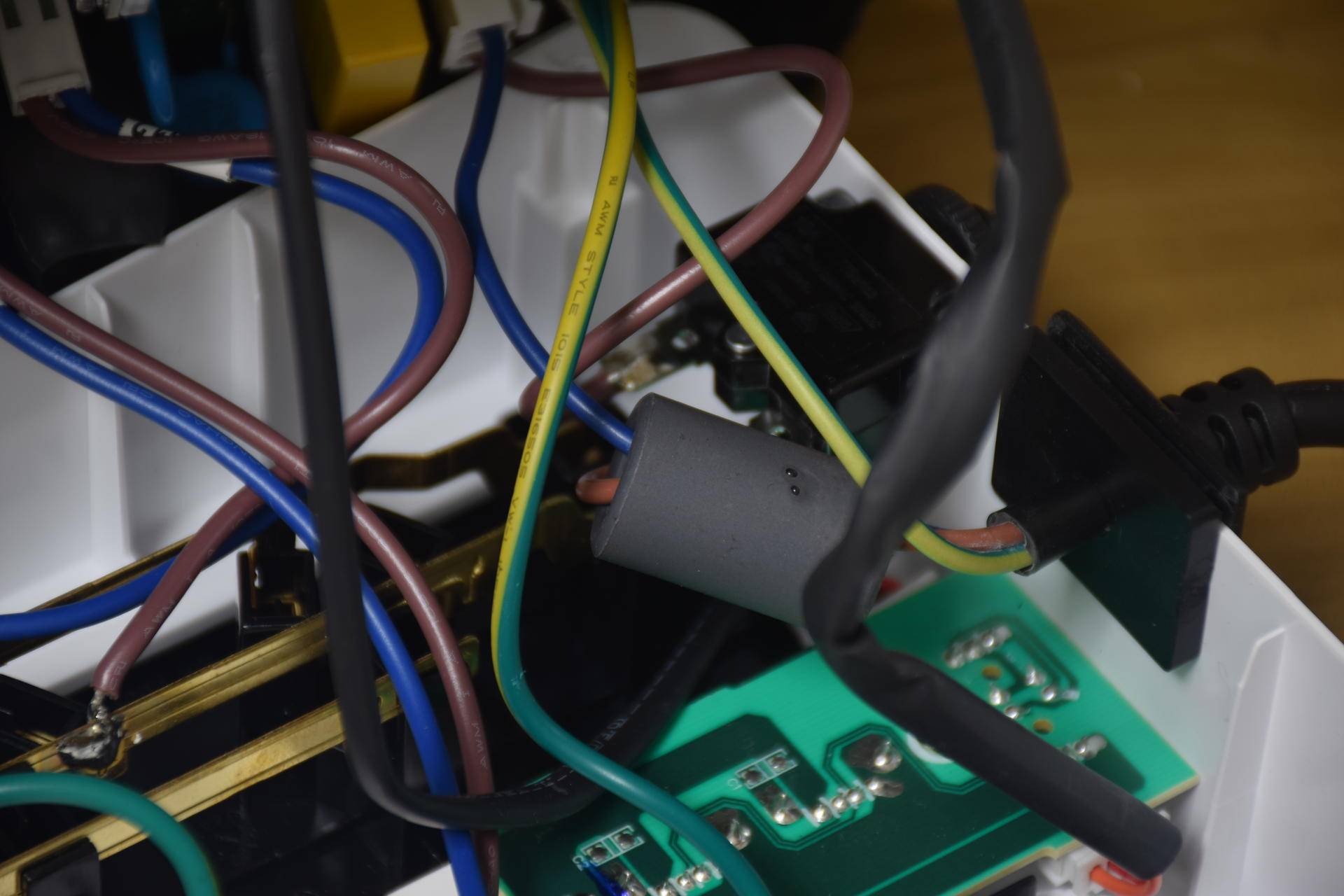 nas加装ups教程,nas加硬盘数据不丢失