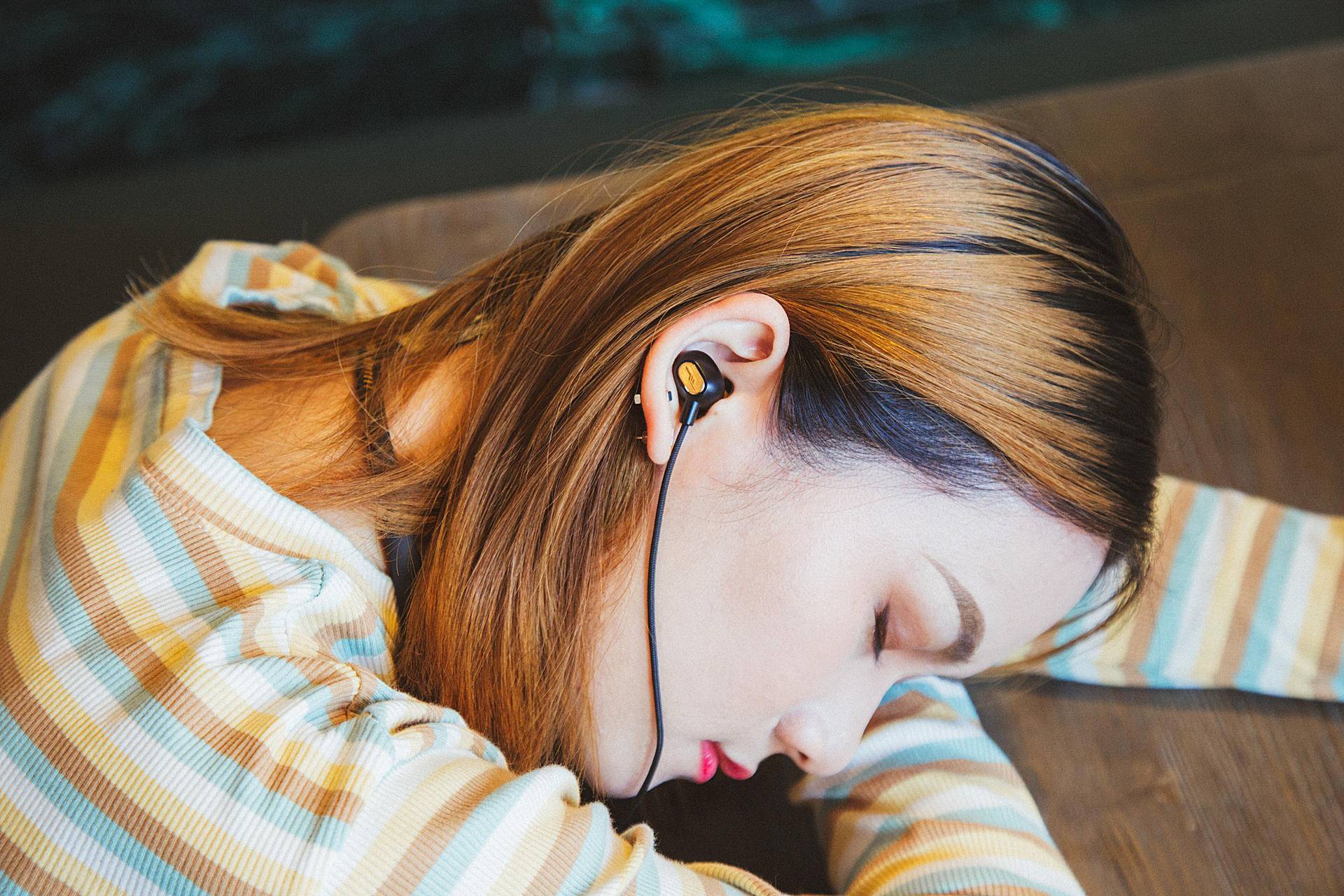 最近新出的手柄游戏,游戏手柄彩虹