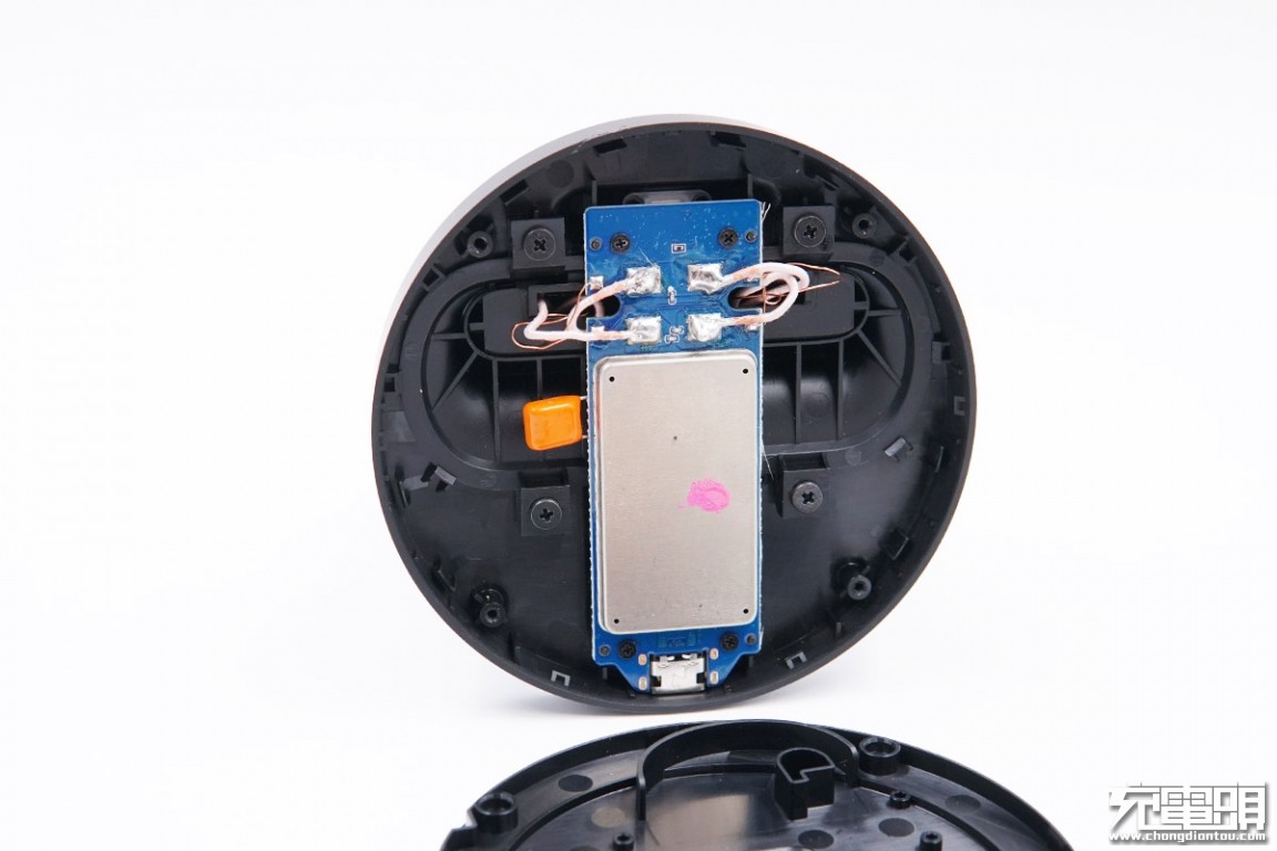 小米升降式无线充和80w无线充对比,小米20瓦无线充拆解