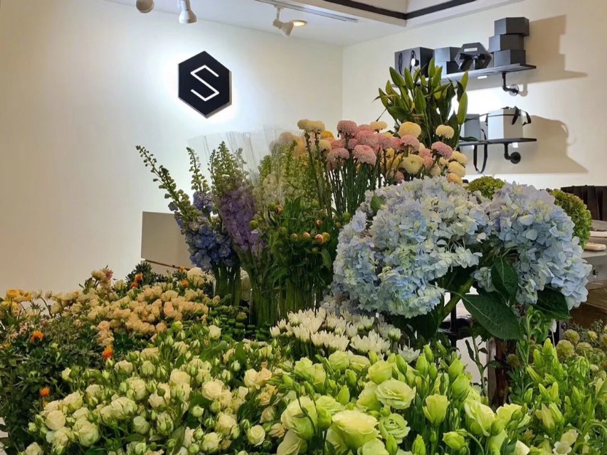 南昌红谷滩附近花店,南昌湾里花店