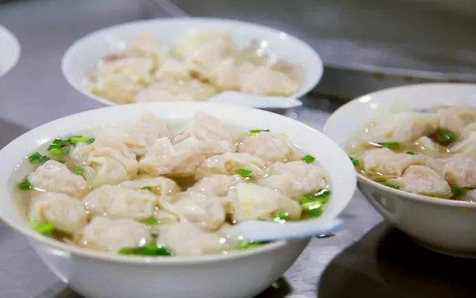 去南京都有哪些特色小吃,去南京必去的特色小吃