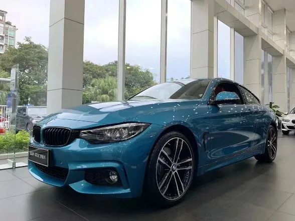 20岁大学生买下宝马430i，只因偶像的选择...他有着怎样的故事？