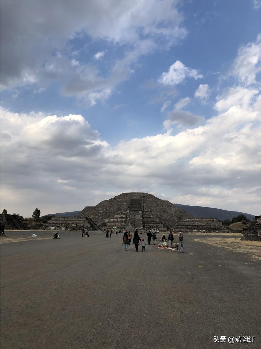 “踏迹古文明、晓看日月辉”— 除夕墨西哥金字塔一日游记