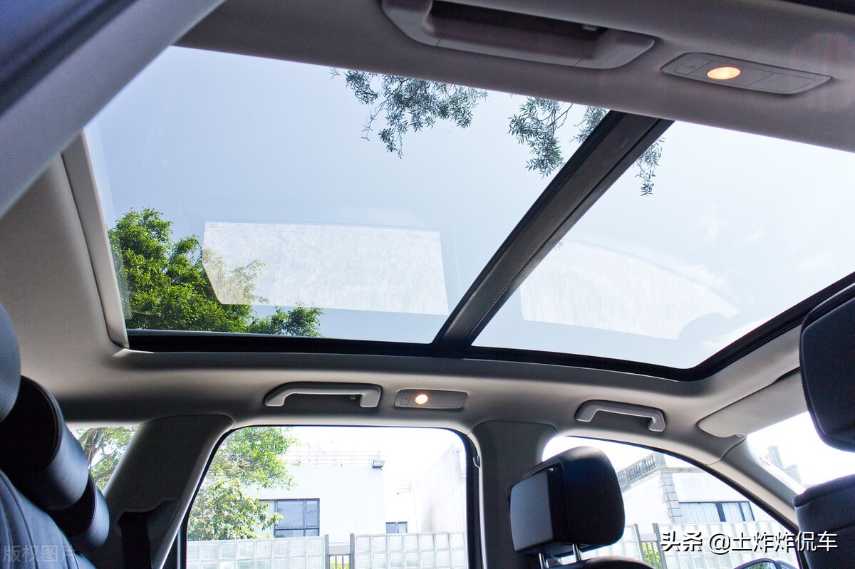 天窗堵了驾驶室积水怎么处理,天窗堵了为什么后座会有水