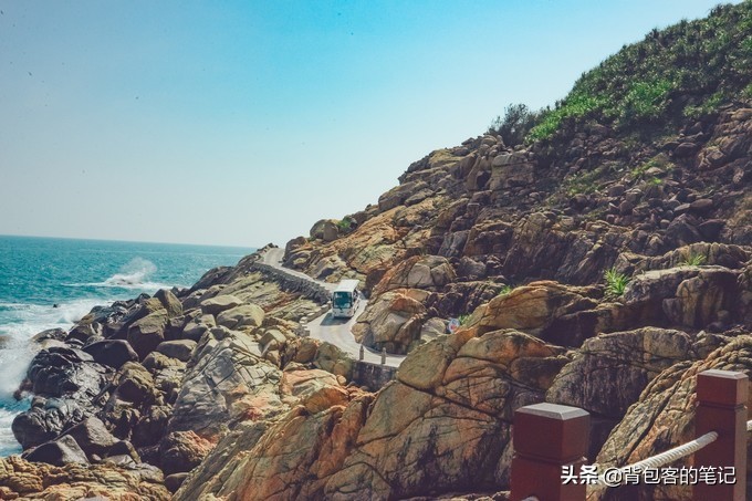 进出景区排队3个小时,岛上物价高上天,这的游客还是多的挤破头