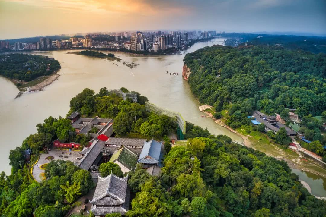 四川成都最适合养老的地方,四川成都养老