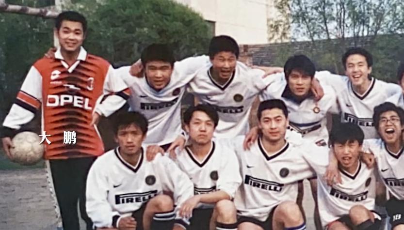 大鹏背后的人是谁,大鹏当年为啥能请这么多明星