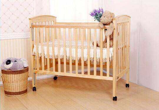 婴儿床材质塑料,全实木材质婴儿床