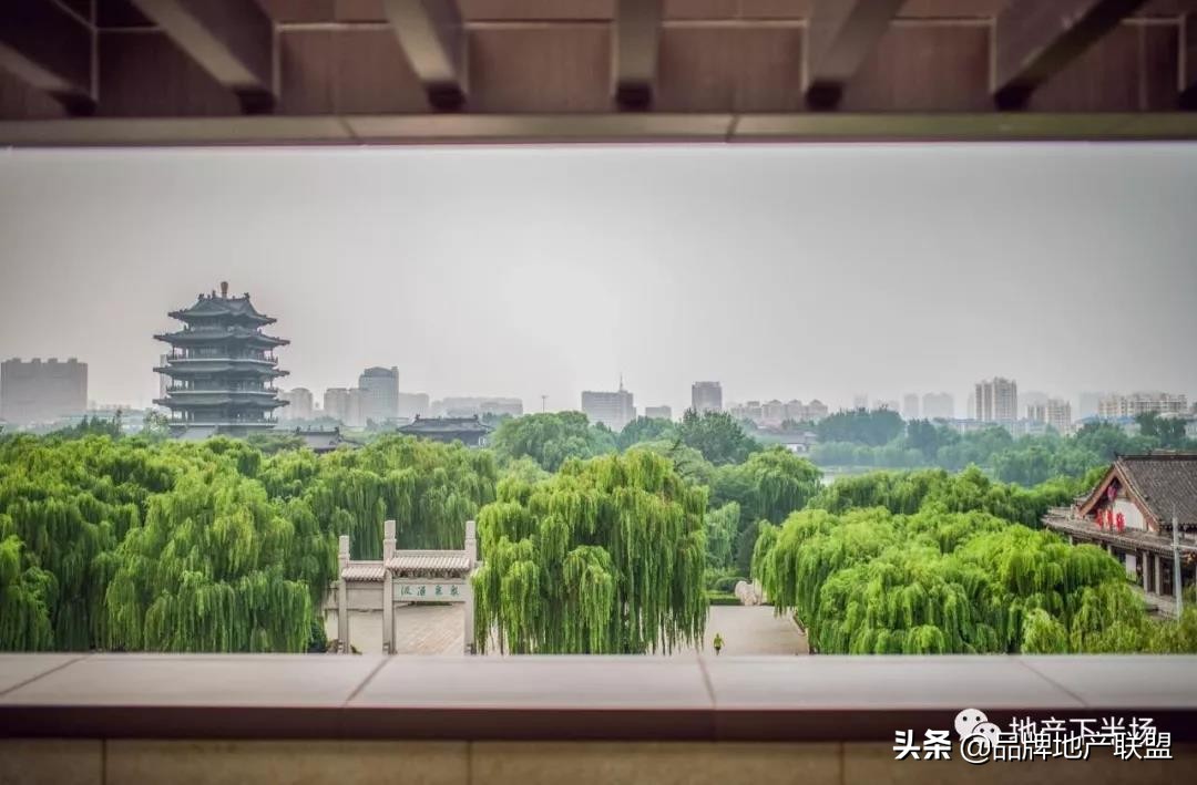 龙湖舜山府大平层现在多少钱一平,济南舜山府的楼盘怎么样