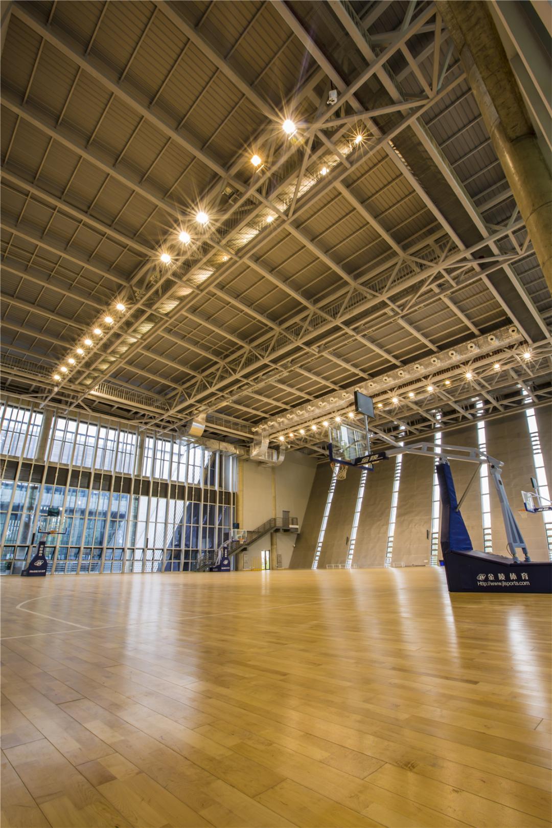 钟山之南,林泽之畔——南京理工大学体育中心