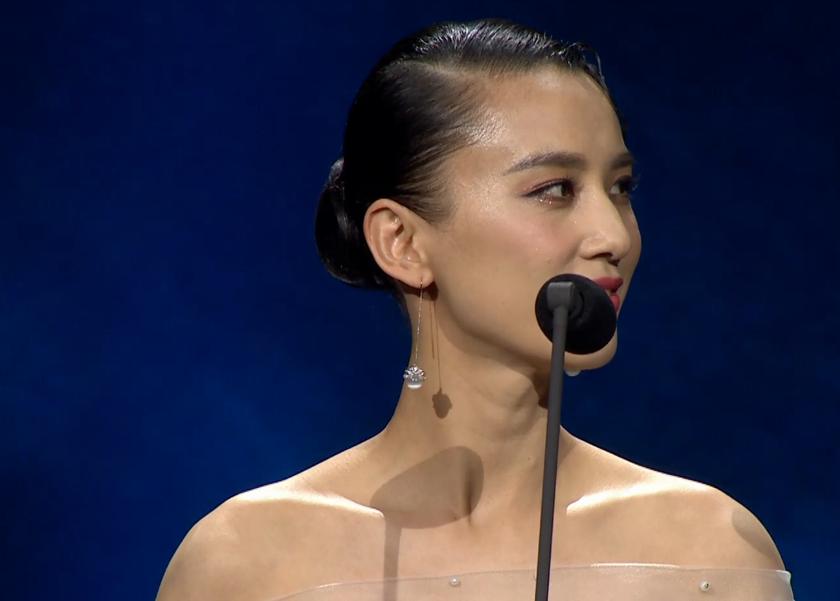 张雨绮装杨幂视频,张雨绮杨幂脸部高清特写