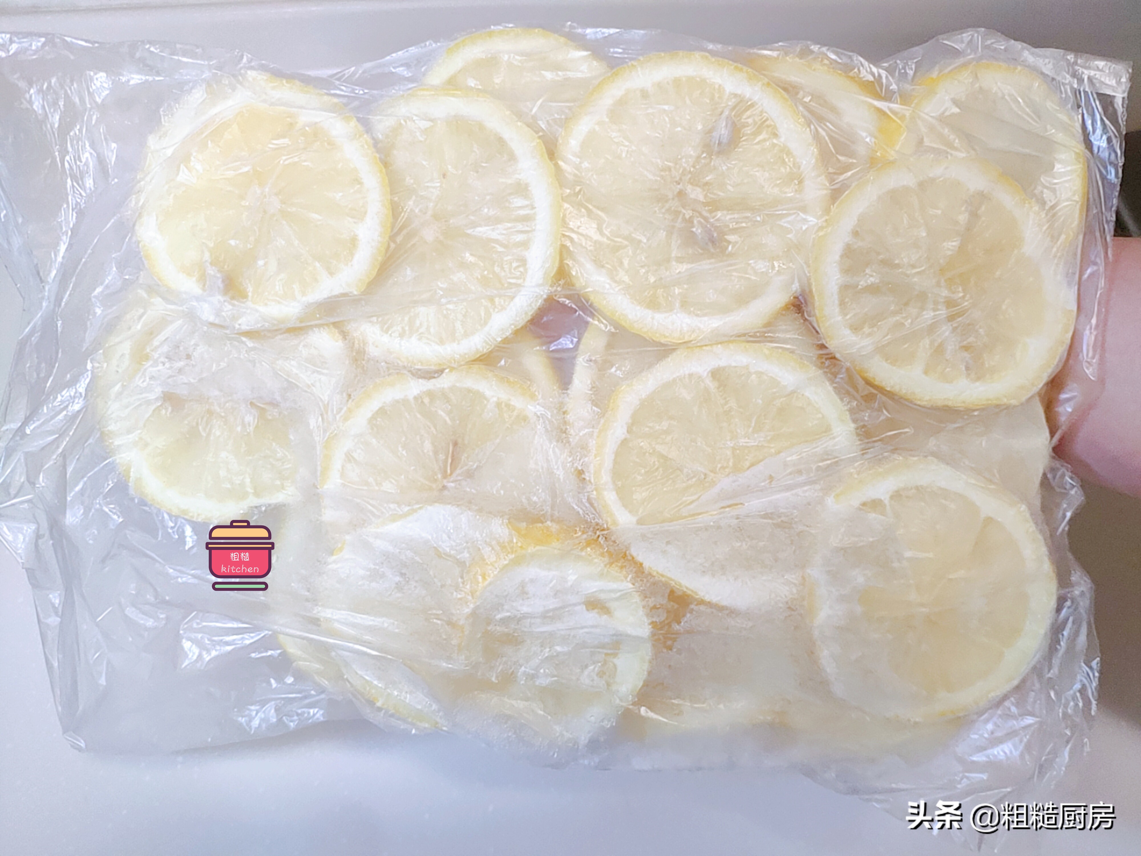 小柠檬如何保存才不发黄,柠檬怎么保存不变黄