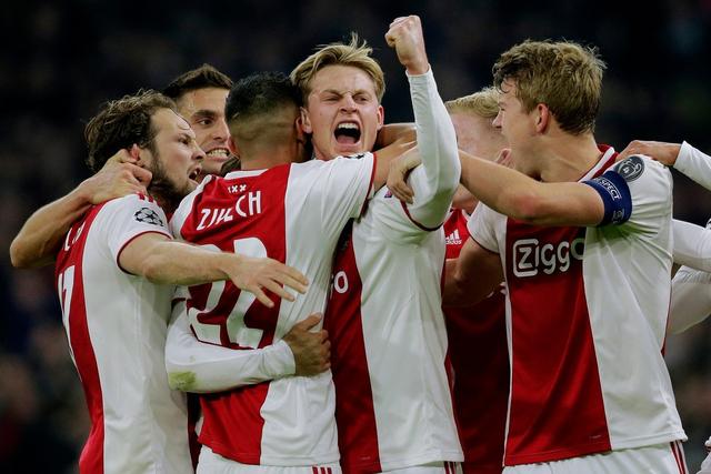 全攻全守足球教父,全攻全守创始人