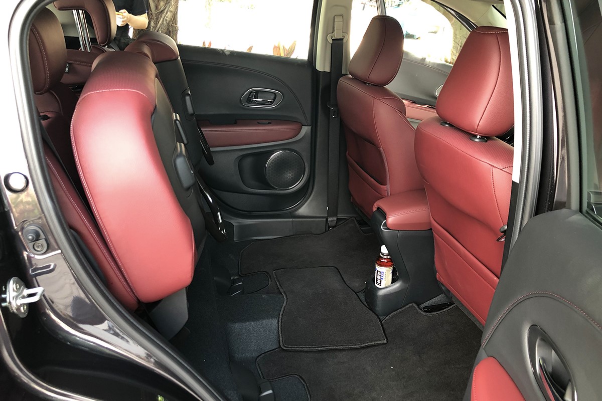 本田缤智羽翼大灯泡怎么更换,广汽本田缤智1.5t发动机型号